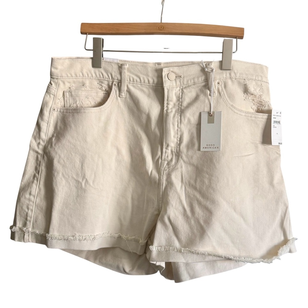 Good American Off-White Cream Distressed Jean Shorts
